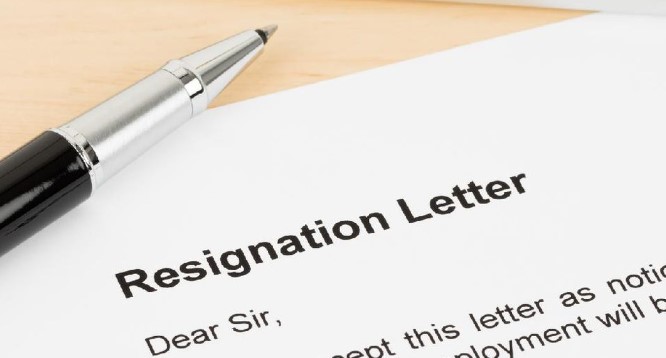 Ingin Resign Pelajari Cara Menulis Surat Pengunduran Diri yang Benar, SuratPlus Punya Cara yang Lebih Praktis